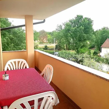 아파트 Josip 포레치